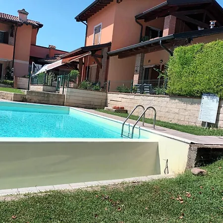 Green Eden 24 Apartamento Salionze